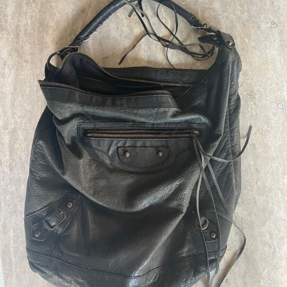 Balenciaga Shoulder Bag - Picture 3 of 5